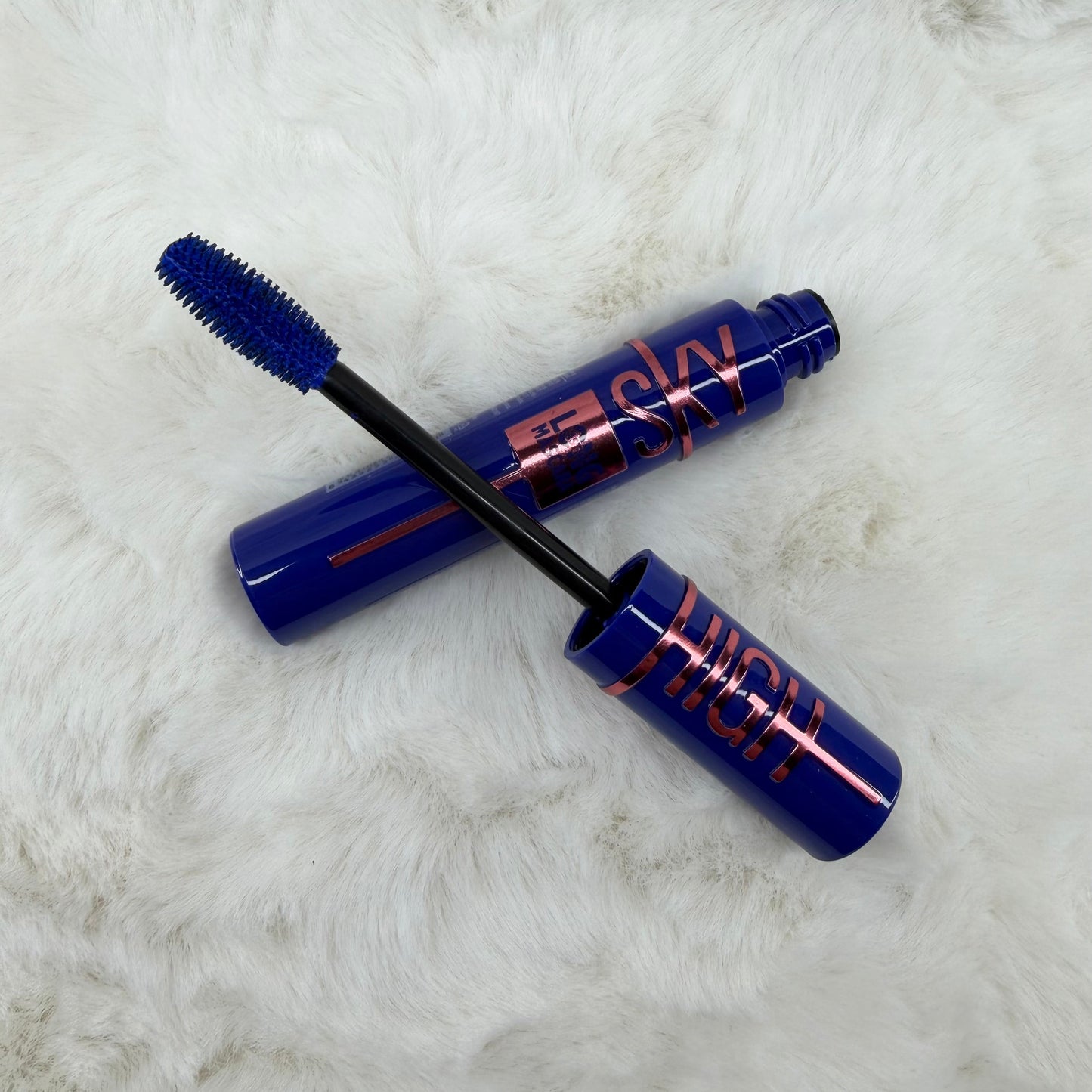Mascara bleu
