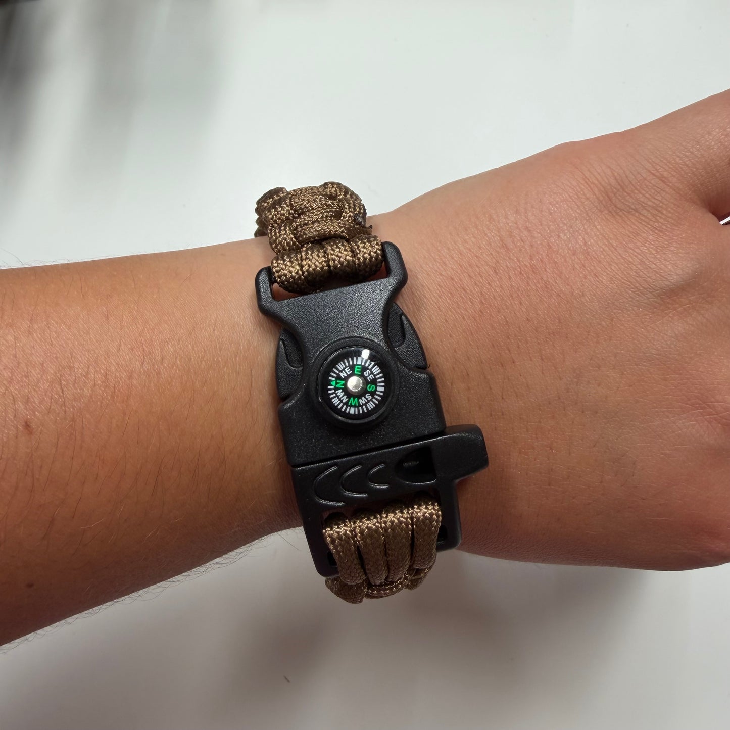 Bracelet de survie marron